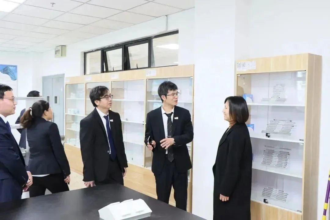 1681095758963825.jpg 640 (22).jpg